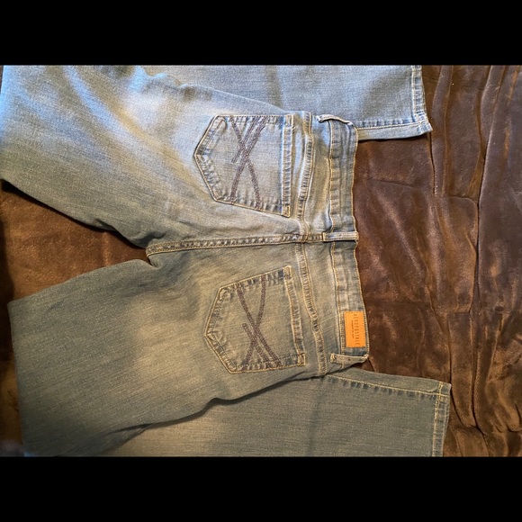 Aeropostale jeans - Picture 2 of 3